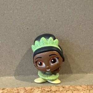 Disney doorables series 10 Tiana